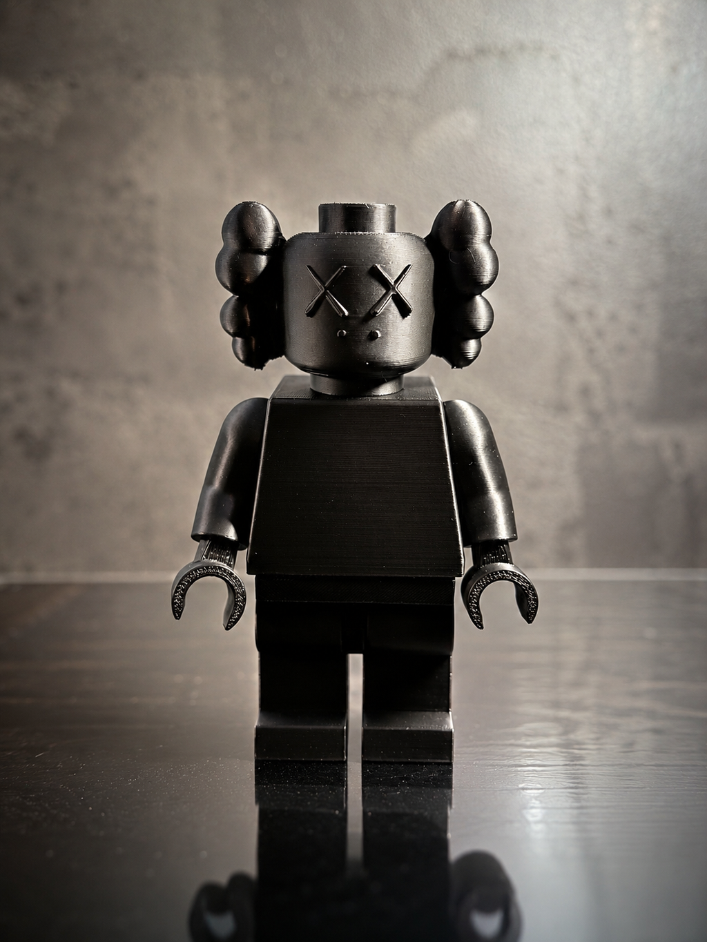 KAWS BLACK - BrickBros Artists
